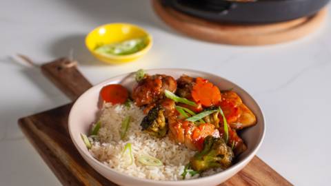 Sweet Chili Chicken with Broccoli and Rice