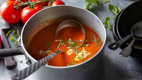 Fresh Tomato Soup with Basil